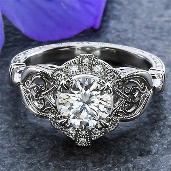 Engagement/Wedding Dainty Flower Carved Luxury Silver Ring for Women, VI… - Picture 3 of 5